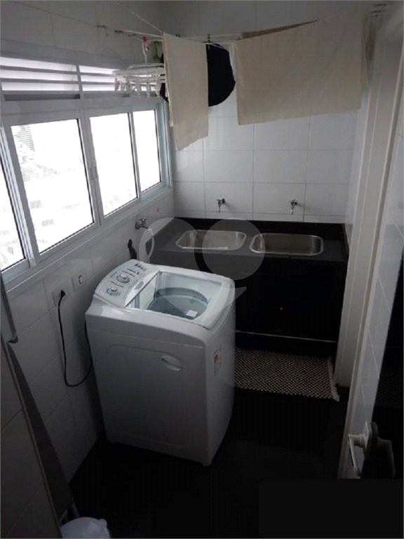 Apartamento à venda em Santana, bairro nobre da Zona Norte.