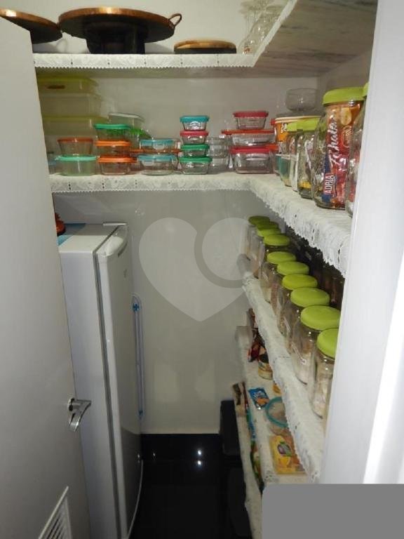 Apartamento à venda em Santana, bairro nobre da Zona Norte.