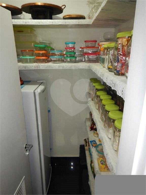 Apartamento à venda em Santana, bairro nobre da Zona Norte.