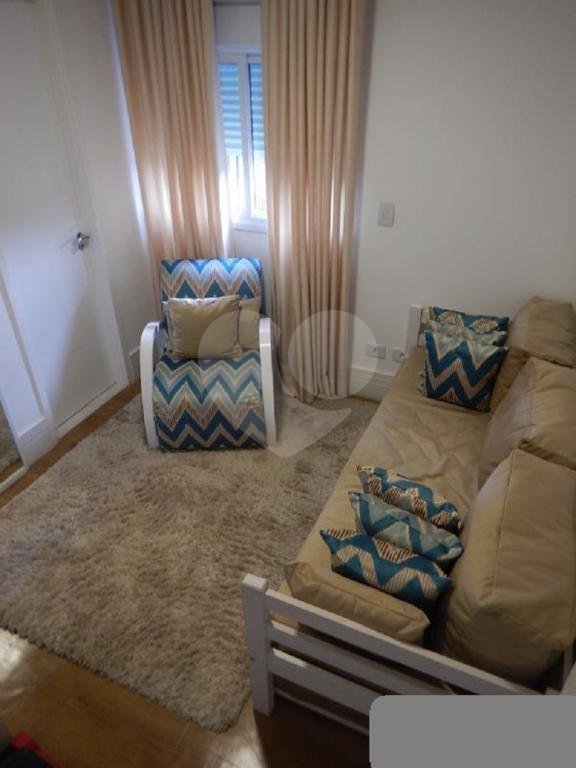 Apartamento à venda em Santana, bairro nobre da Zona Norte.