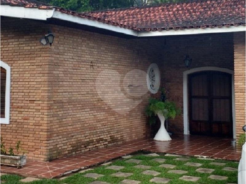 Sitio à venda para relaxar pertinho da capital