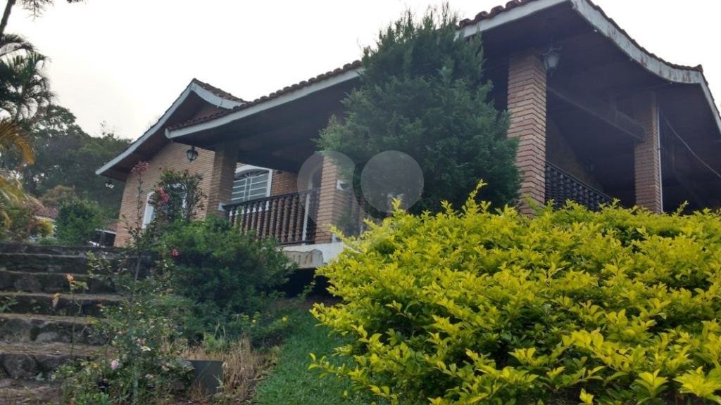 Sitio à venda para relaxar pertinho da capital