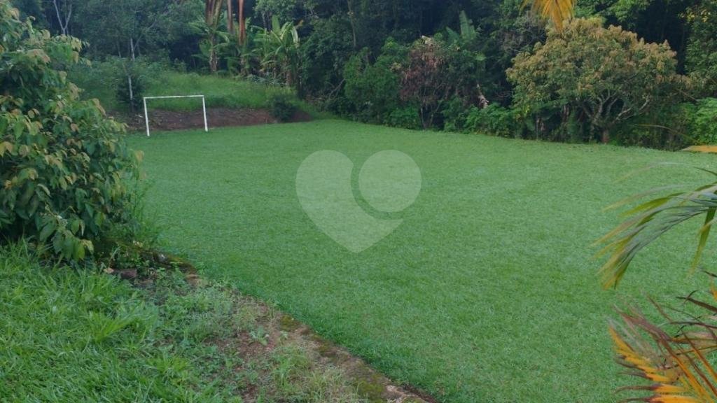 Sitio à venda para relaxar pertinho da capital
