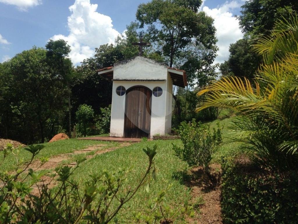Sitio à venda para relaxar pertinho da capital