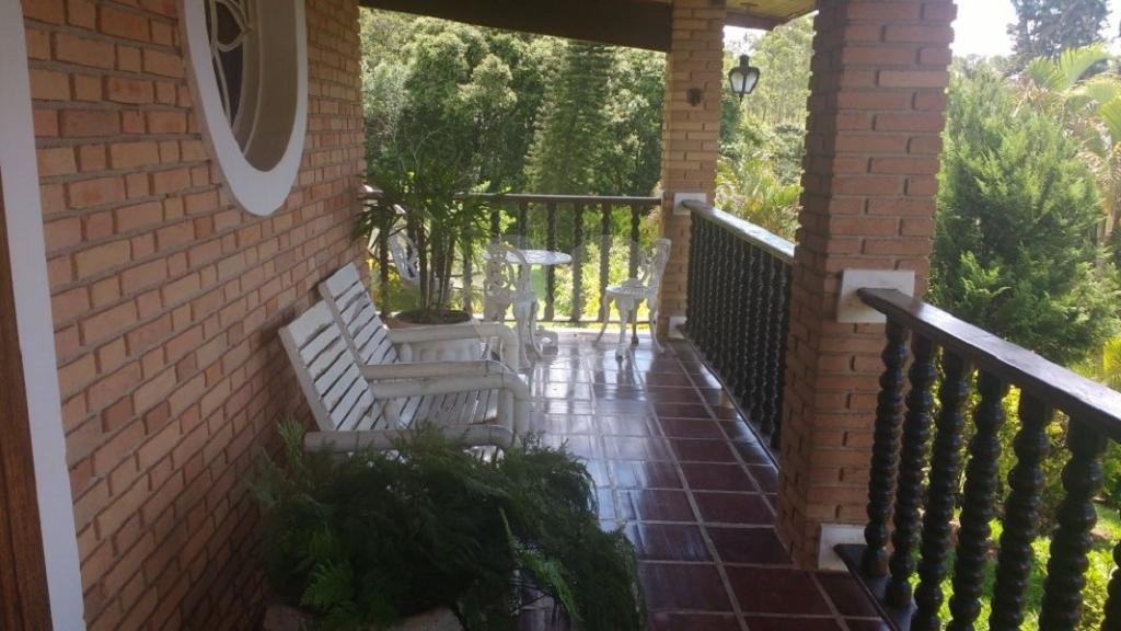 Sitio à venda para relaxar pertinho da capital