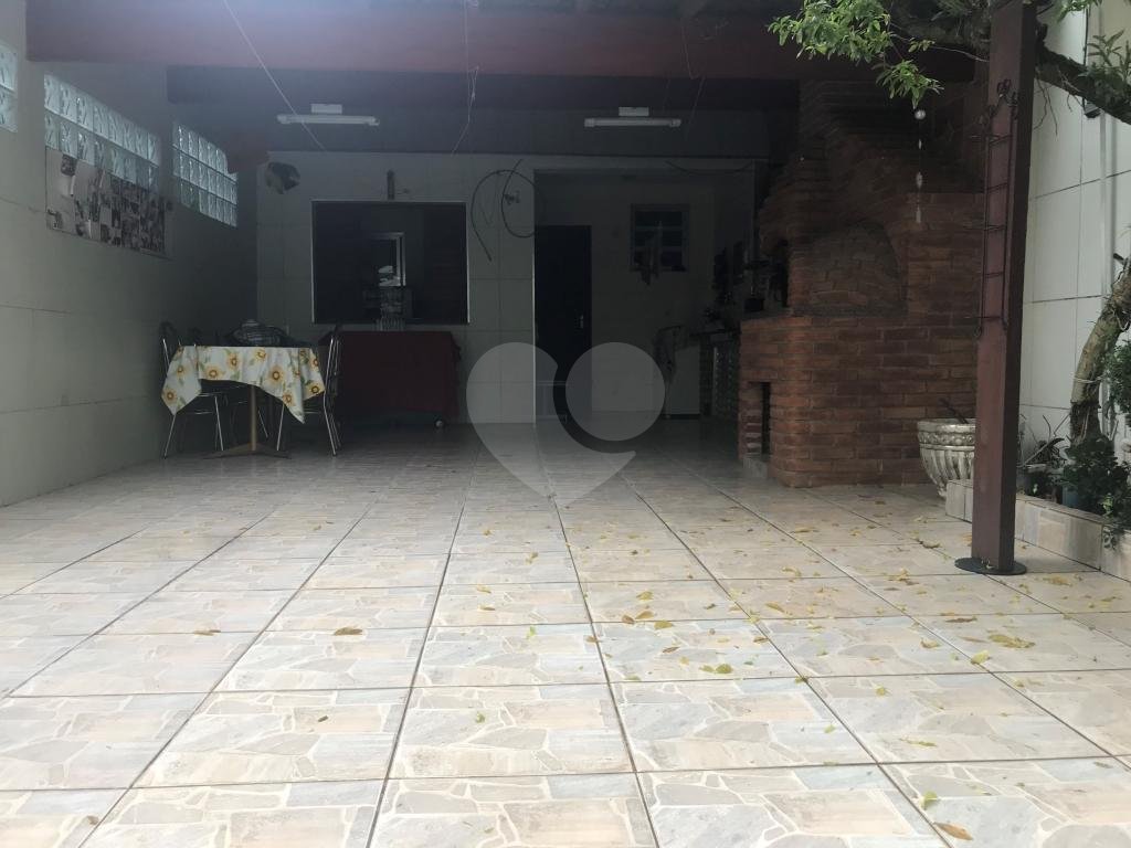Excelente sobrado na Região da Água Fria, fácil acesso ao metrô Jardim São Paulo, Conta com 3 suítes