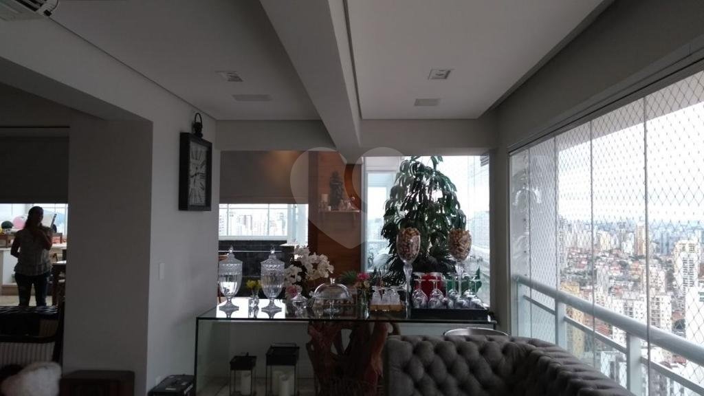 Linda cobertura com vista do pôr do sol - Agende sua visita!