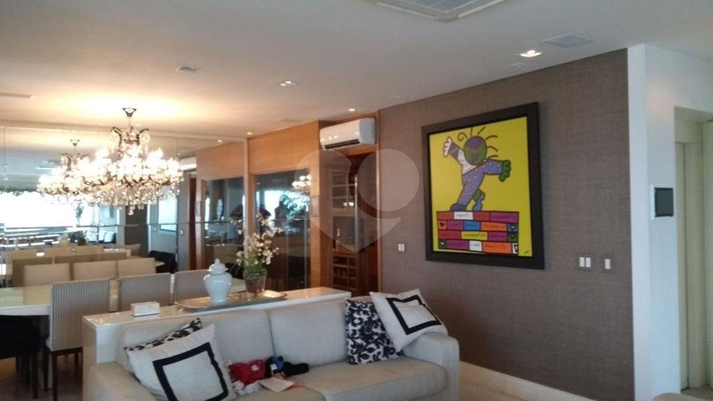 Linda cobertura com vista do pôr do sol - Agende sua visita!