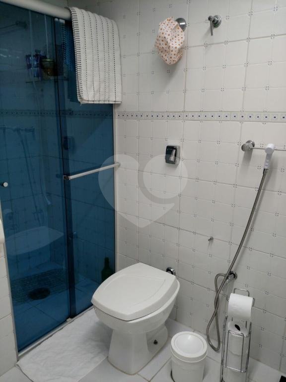 Próximo metrô, 3 dormitórios, impecável. Ar condicionado.