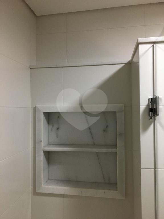 Apartamento à venda com 1 quarto, 50m² - Foto 34