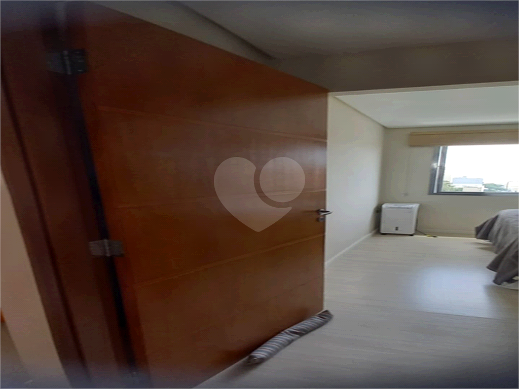 Apartamento à venda com 1 quarto, 50m² - Foto 23