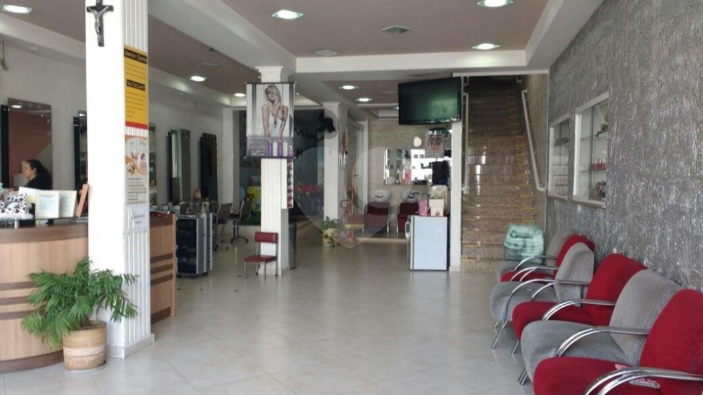 Prédio comercial para locação na Vila Gustavo