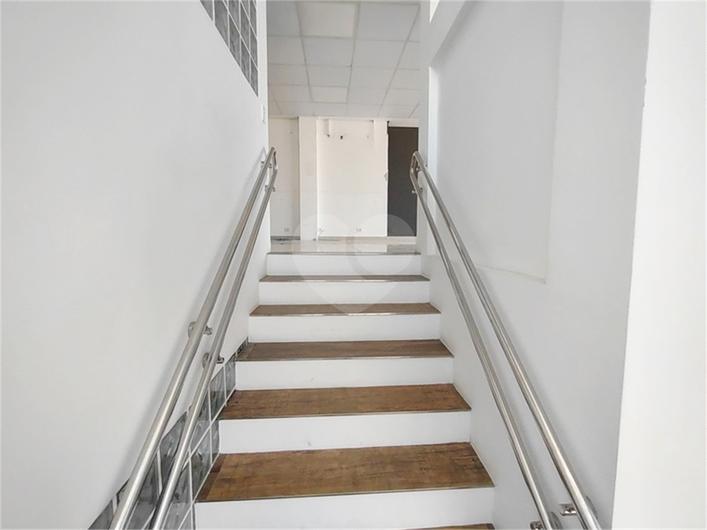 Prédio comercial em Santana para venda e locação - SP