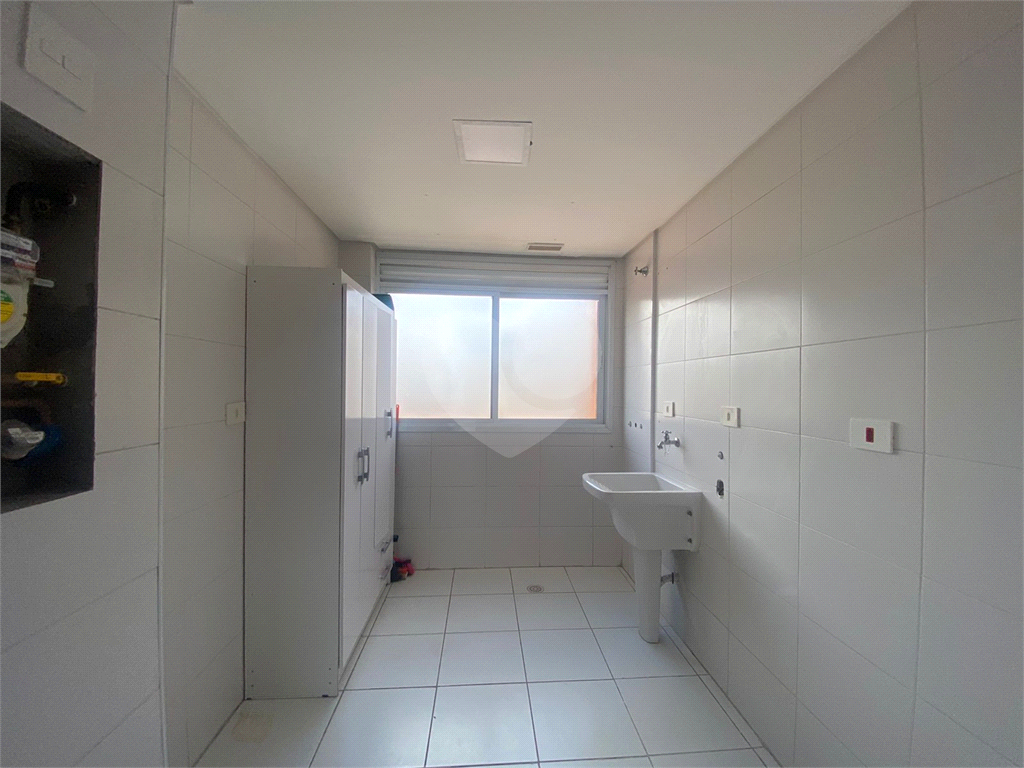 Apartamento à venda no bairro de Santa Teresinha