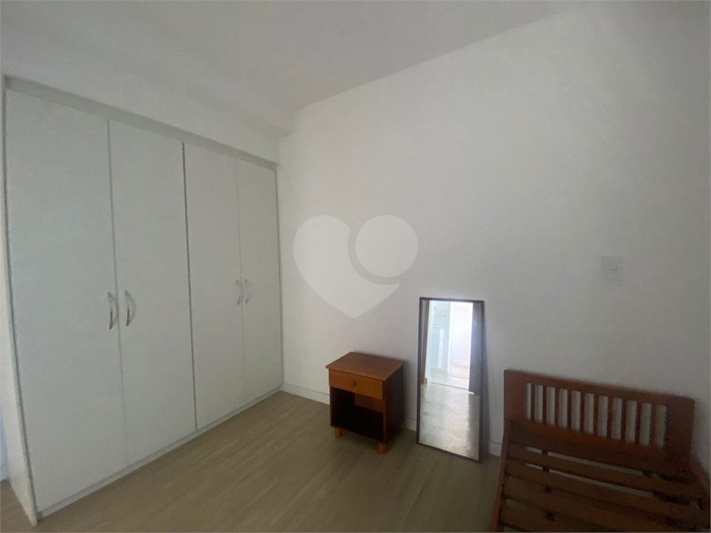 Apartamento à venda no bairro de Santa Teresinha
