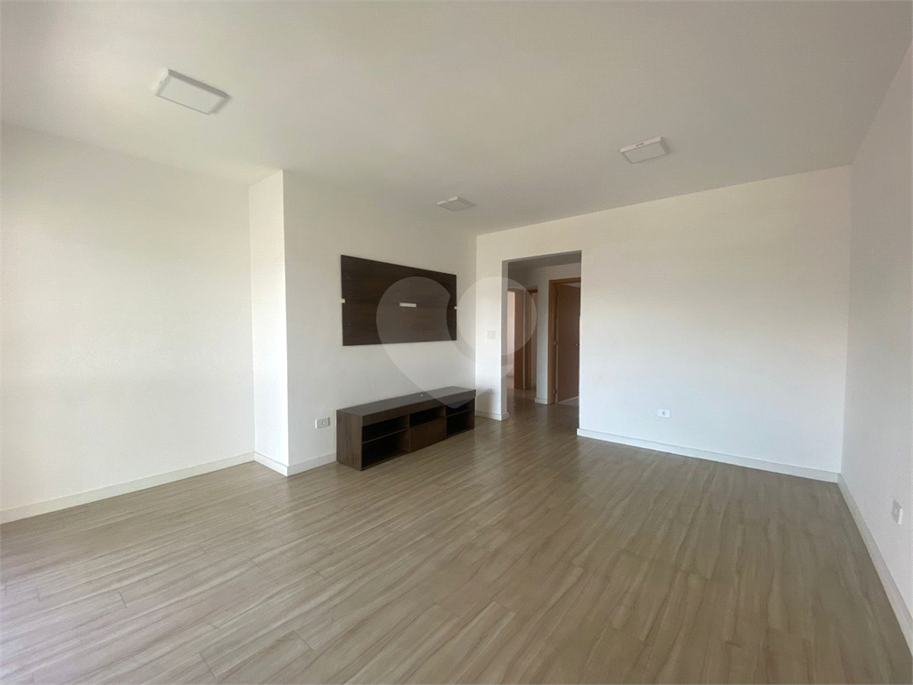 Apartamento à venda no bairro de Santa Teresinha