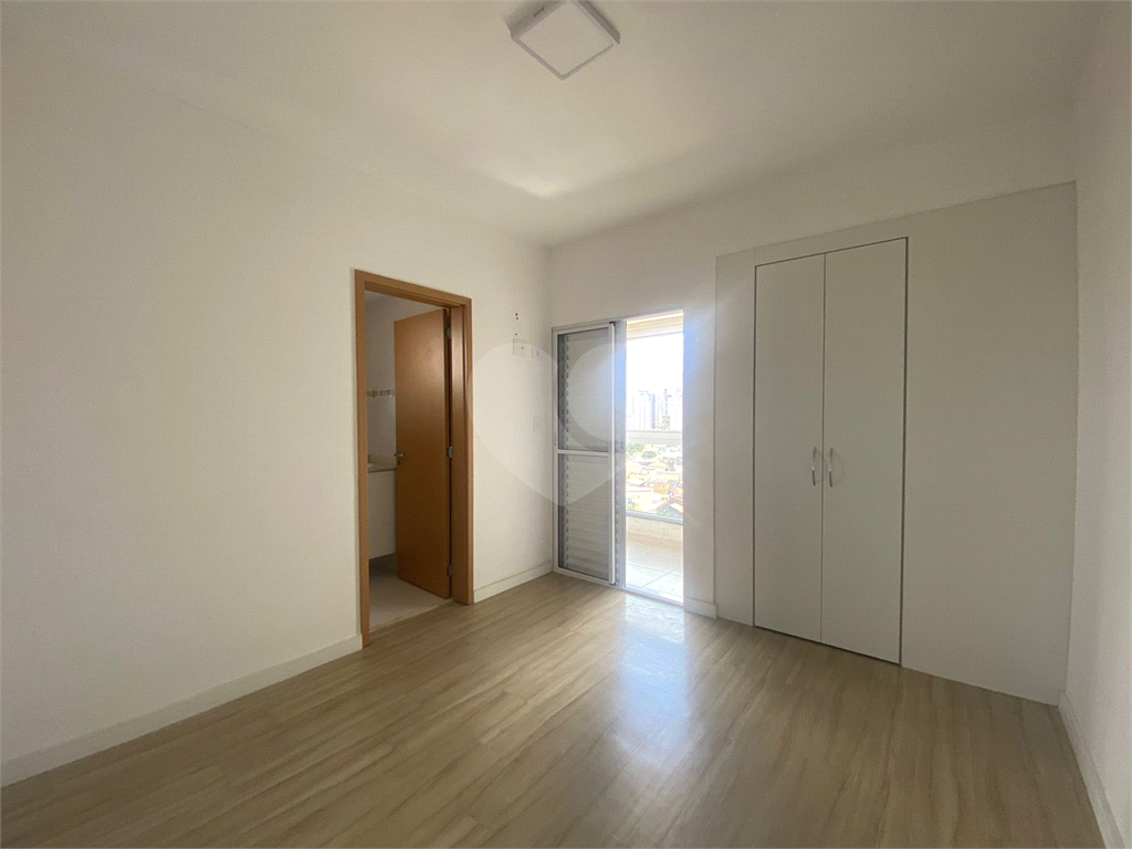 Apartamento à venda no bairro de Santa Teresinha
