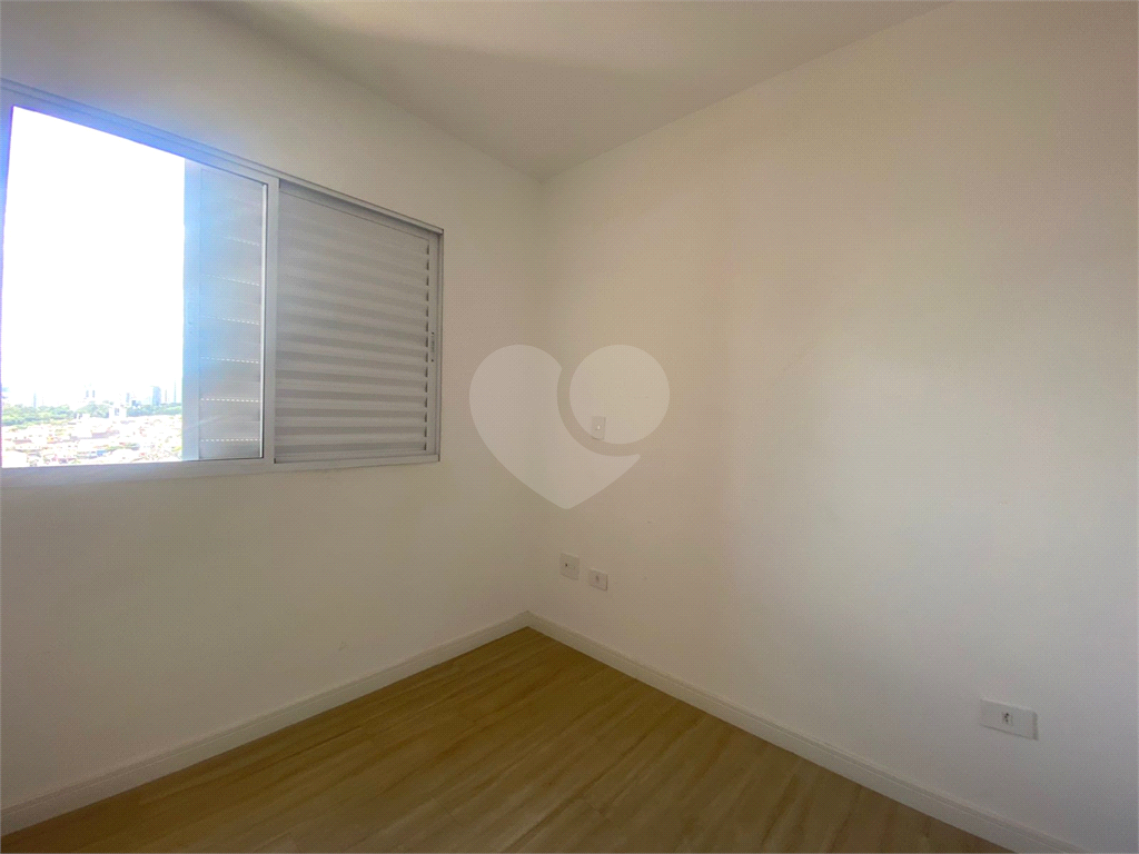 Apartamento à venda no bairro de Santa Teresinha