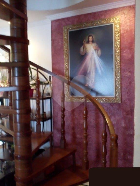 Cobertura à venda na Vila Gustavo com linda vista