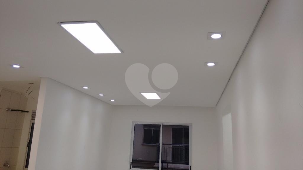 Belo apartamento novo com armários e acabamento moderno!