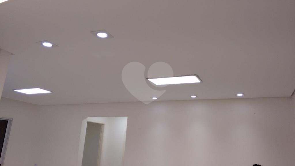 Belo apartamento novo com armários e acabamento moderno!