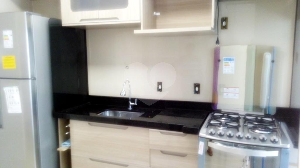 Belo apartamento novo com armários e acabamento moderno!