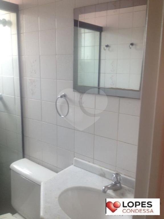 Apartamento à venda com 2 quartos, 75m² - Foto 11