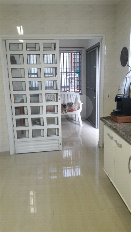 Sobrado à venda com 3 quartos, 179m² - Foto 11