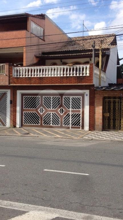 Sobrado à venda com 3 quartos, 130m² - Foto 2