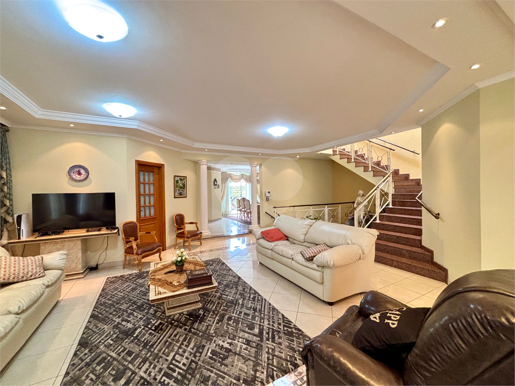 Excelente sobrado à venda no Tremembé com piscina 