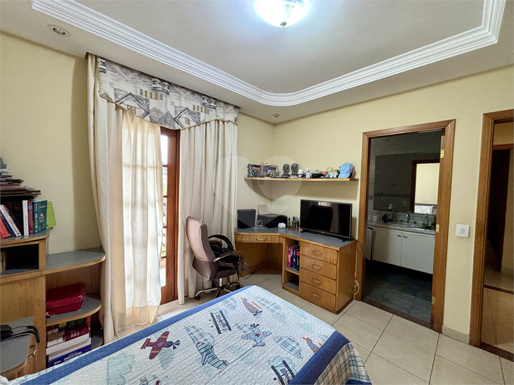 Excelente sobrado à venda no Tremembé com piscina 