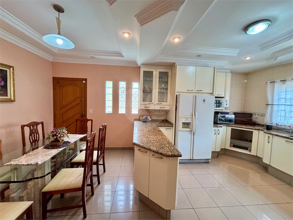 Excelente sobrado à venda no Tremembé com piscina 