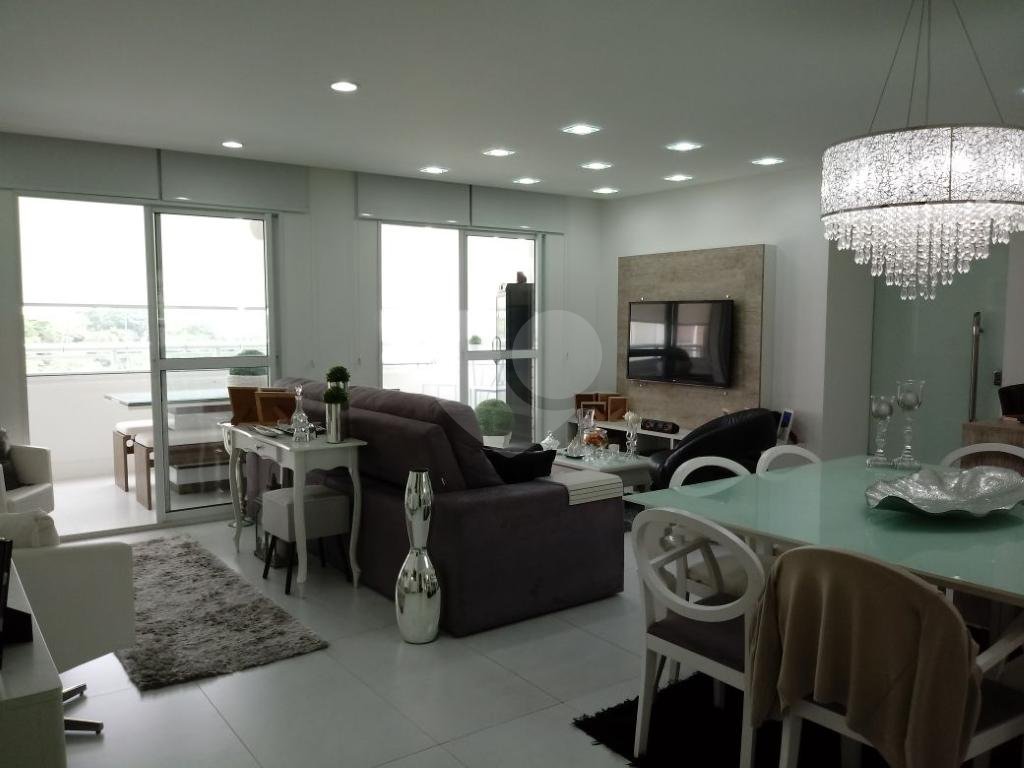 Apartamento á venda em Santana