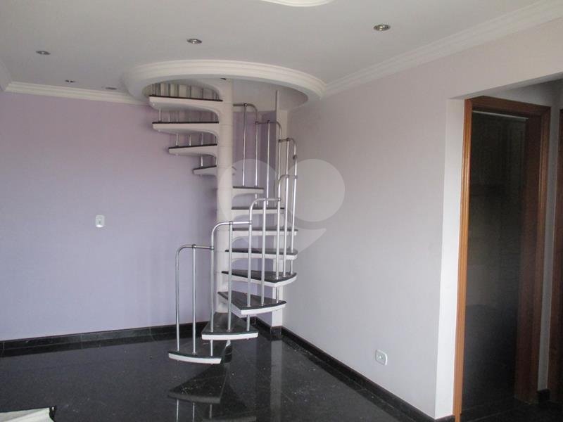 Belíssimo duplex na Vila Buenos Aires, na cidade de São Paulo