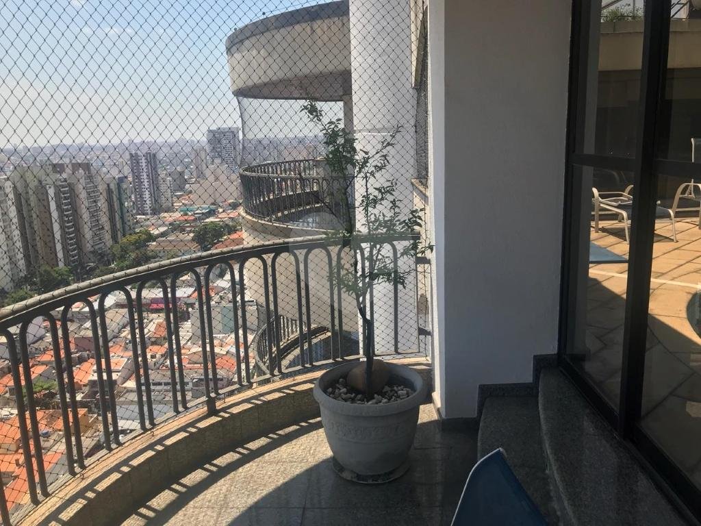 Excelente cobertura de alto padrão à venda no Tatuapé