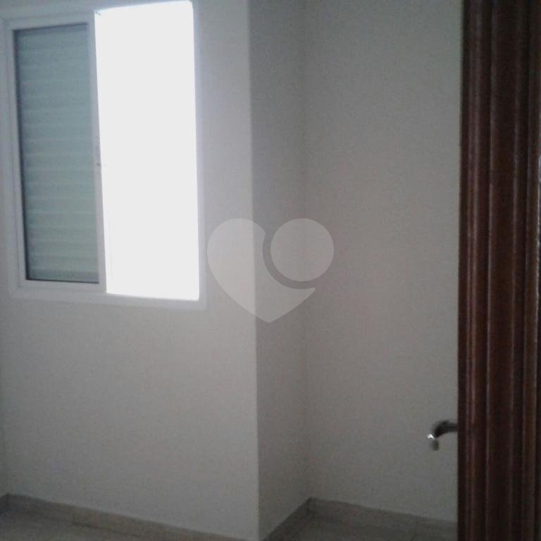 Casa Assobradada nova no Vila Nivi