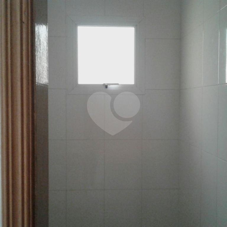 Casa assobradada nova  no Vila Nivi
