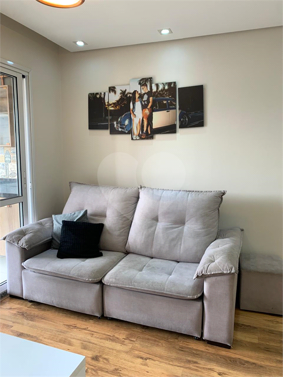 Apartamento á venda na Avenida do Guacá