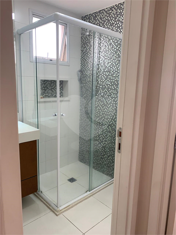 Apartamento á venda na Avenida do Guacá