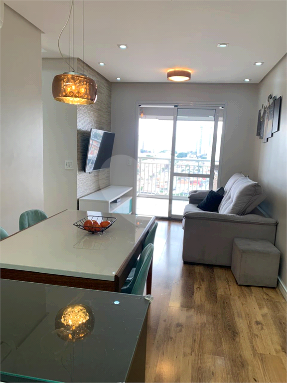 Apartamento á venda na Avenida do Guacá