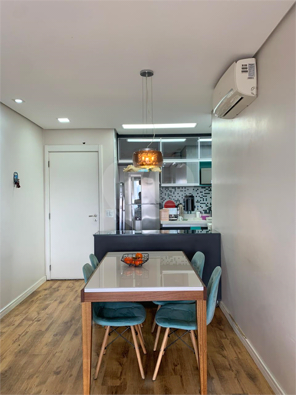 Apartamento á venda na Avenida do Guacá