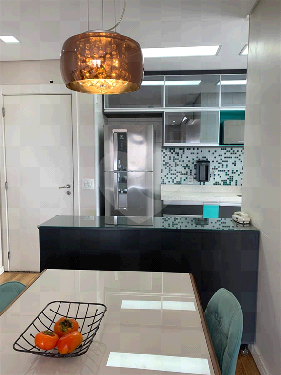 Apartamento á venda na Avenida do Guacá