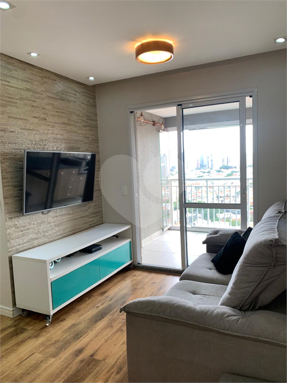 Apartamento á venda na Avenida do Guacá