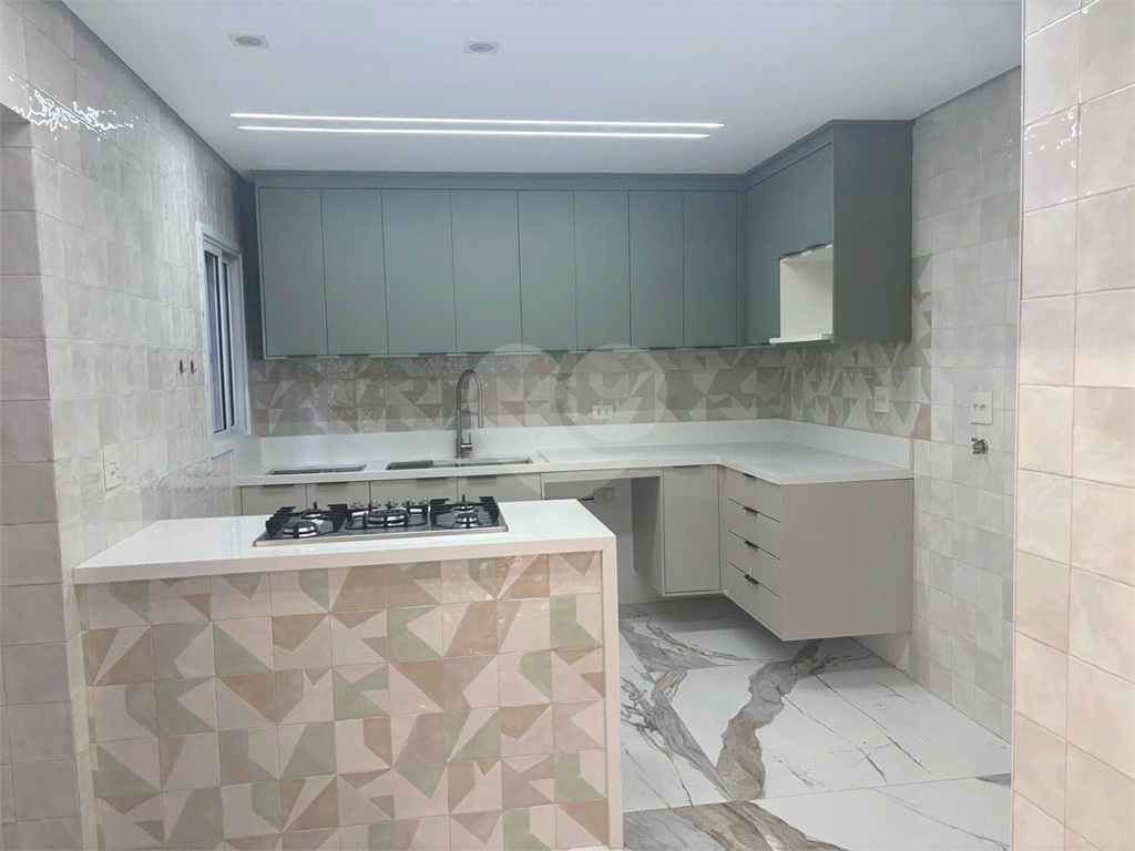 Sobrado, 3 quartos, 230 m² - Foto 1