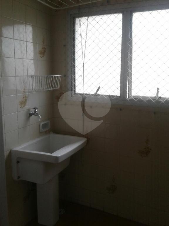 Apartamento à venda com 2 quartos, 68m² - Foto 11