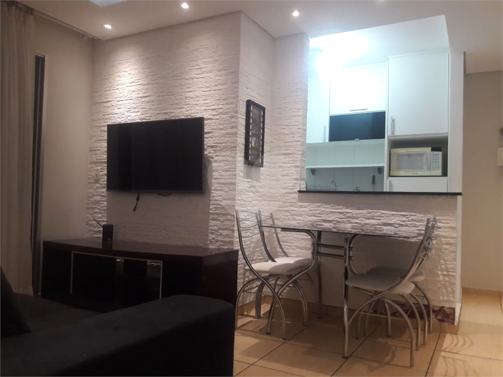 Apartamento na Cachoeirinha 2 quartos  50 mt