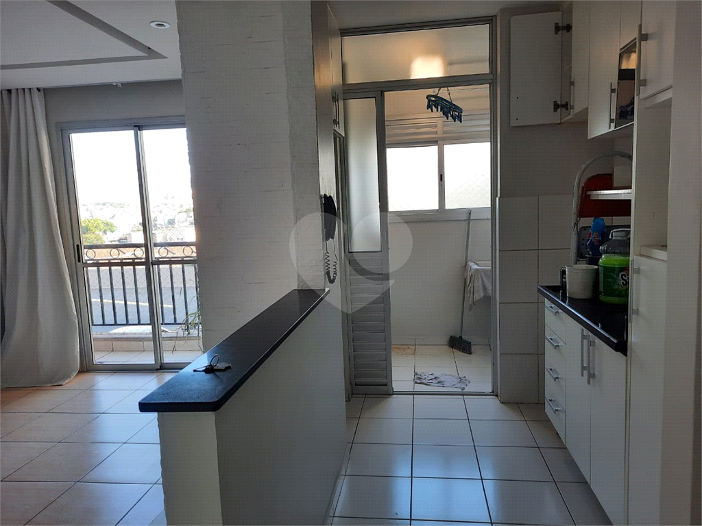 Apartamento na Cachoeirinha 2 quartos  50 mt