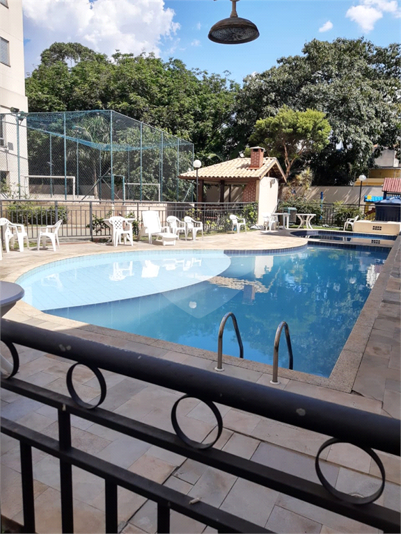 Apartamento na Cachoeirinha 2 quartos  50 mt