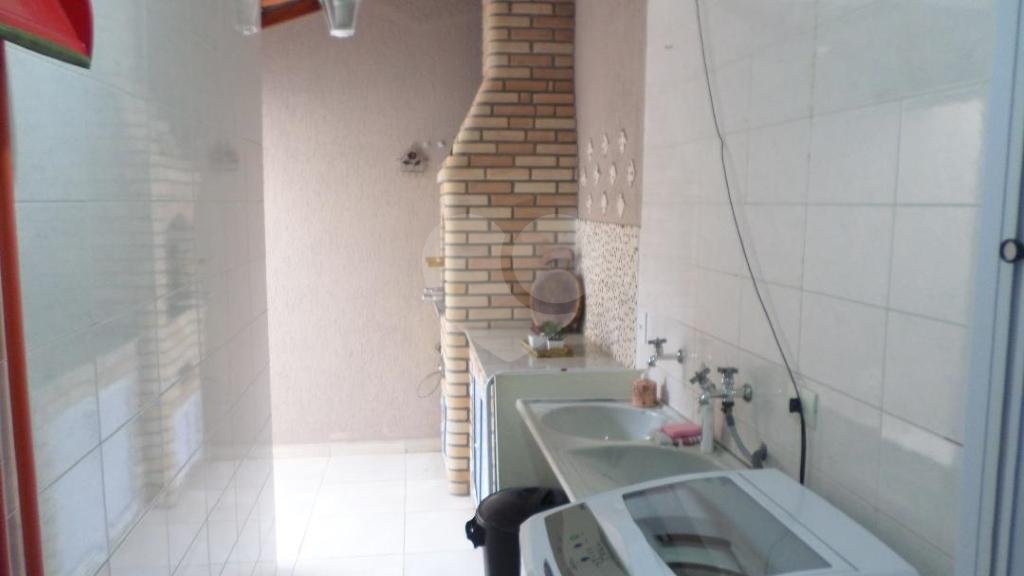 Sobrado na Região do Horto Florestal, próximo à Avenida Santa Inês 3 dorm 1 suítes, 2 vagas