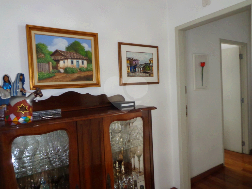 Maravilhosa casa térrea totalmente isolada à venda no Jardim São Bento